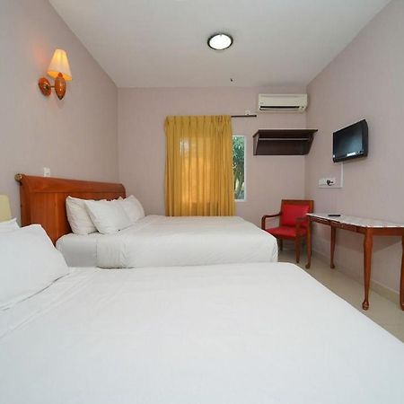 Mila Motel 2 Pantai Cenang  Buitenkant foto